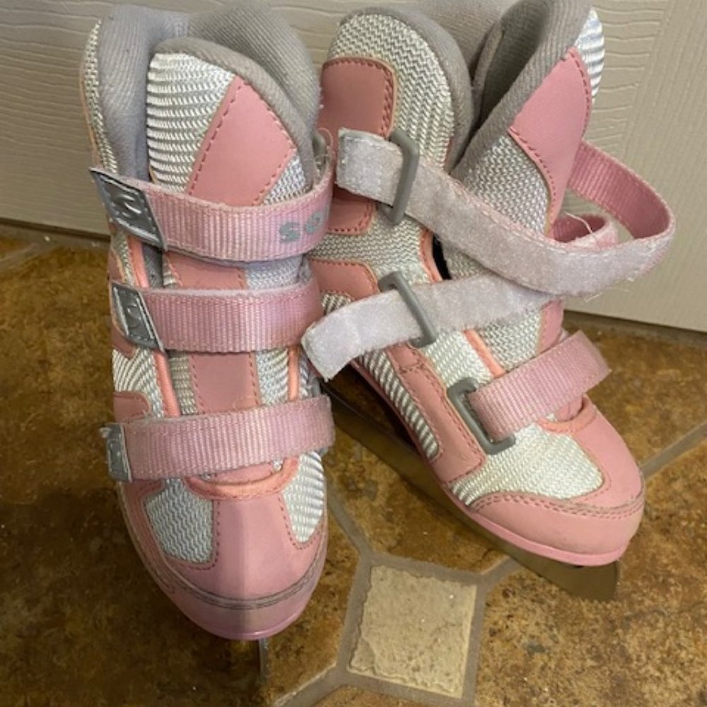 Girl's Ice Skates by Jackson, Pink Size 11J